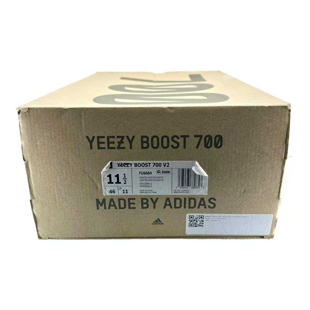 Adidas adidas Yeezy Boost 700 V2 Vanta Pre-Owned - image 8