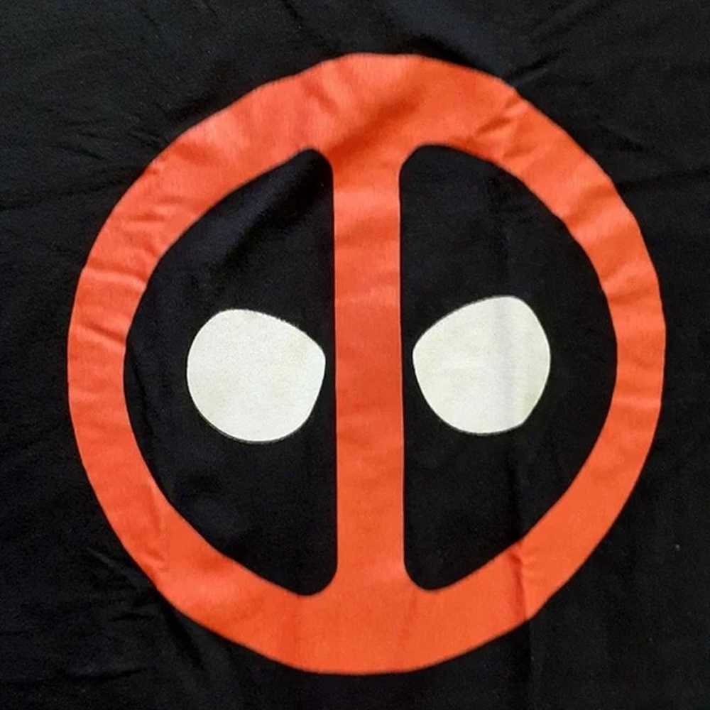 Marvel Deadpool Mask Simple Graphic Shirt - image 2