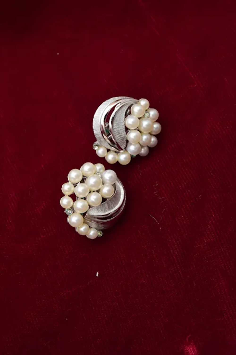 Crown Trifari Silver Tone and Faux Pearl Earrings - image 2