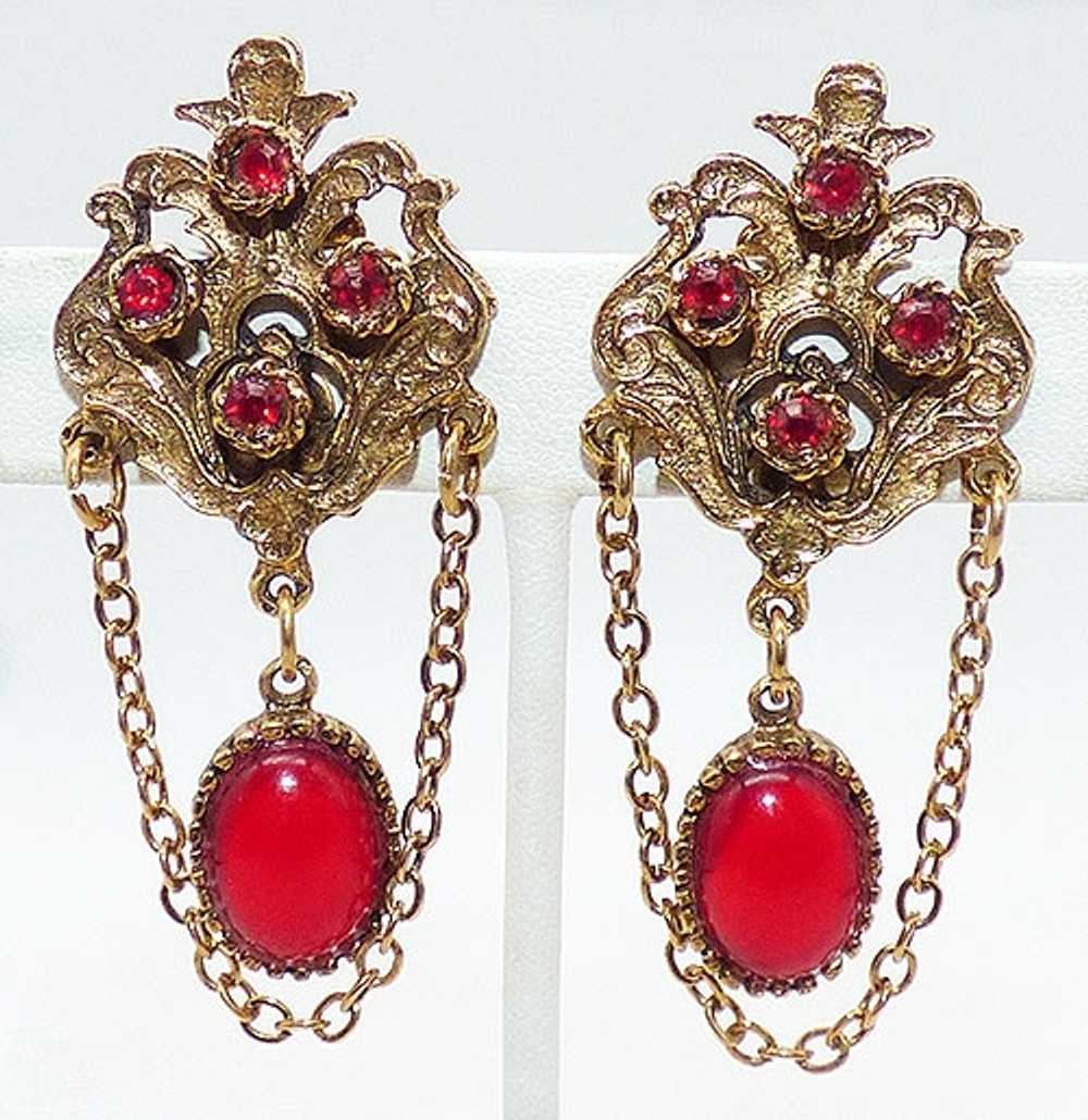 Dangling Red Cabochon Gold Tone Earrings - image 2