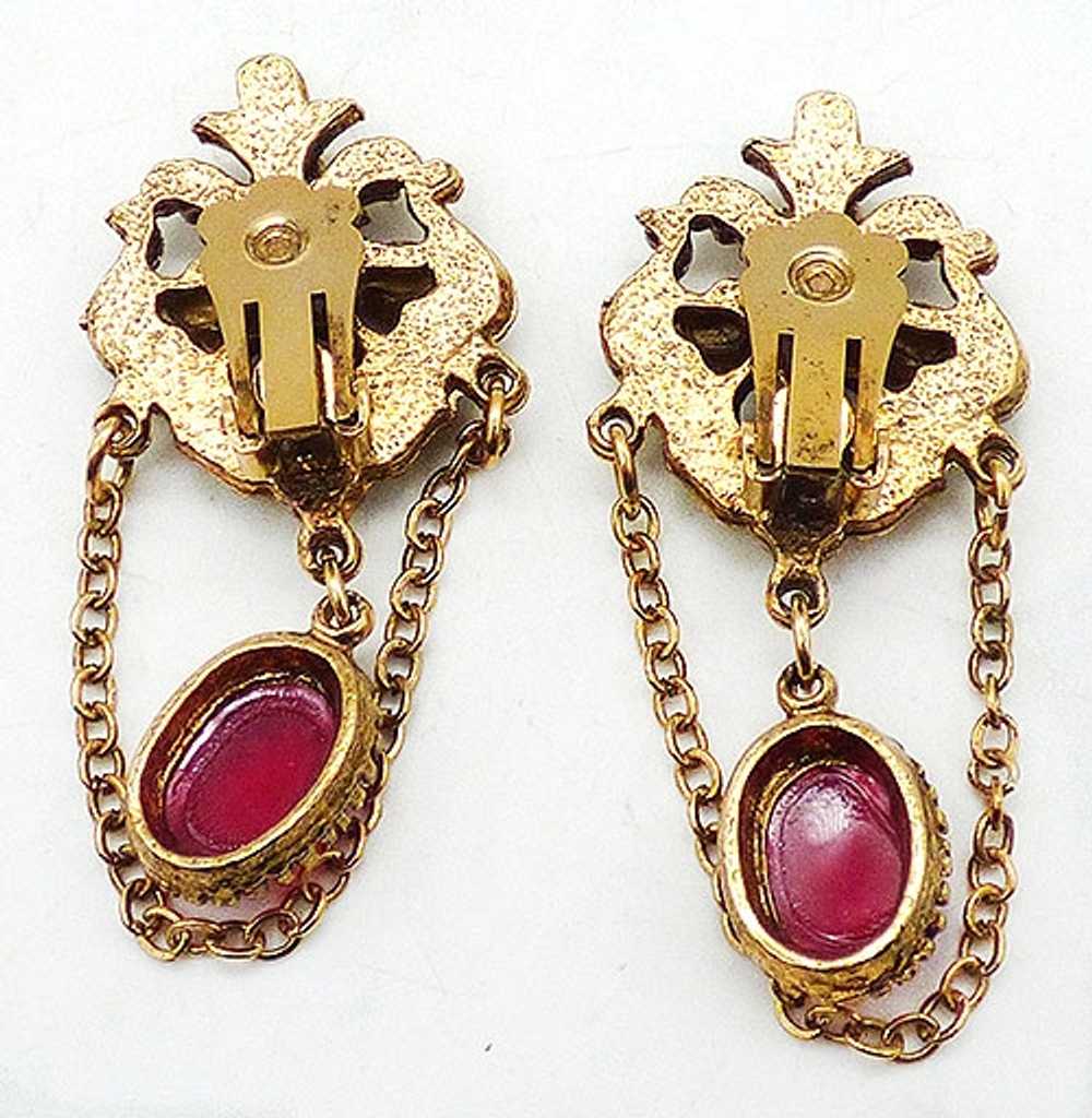 Dangling Red Cabochon Gold Tone Earrings - image 3