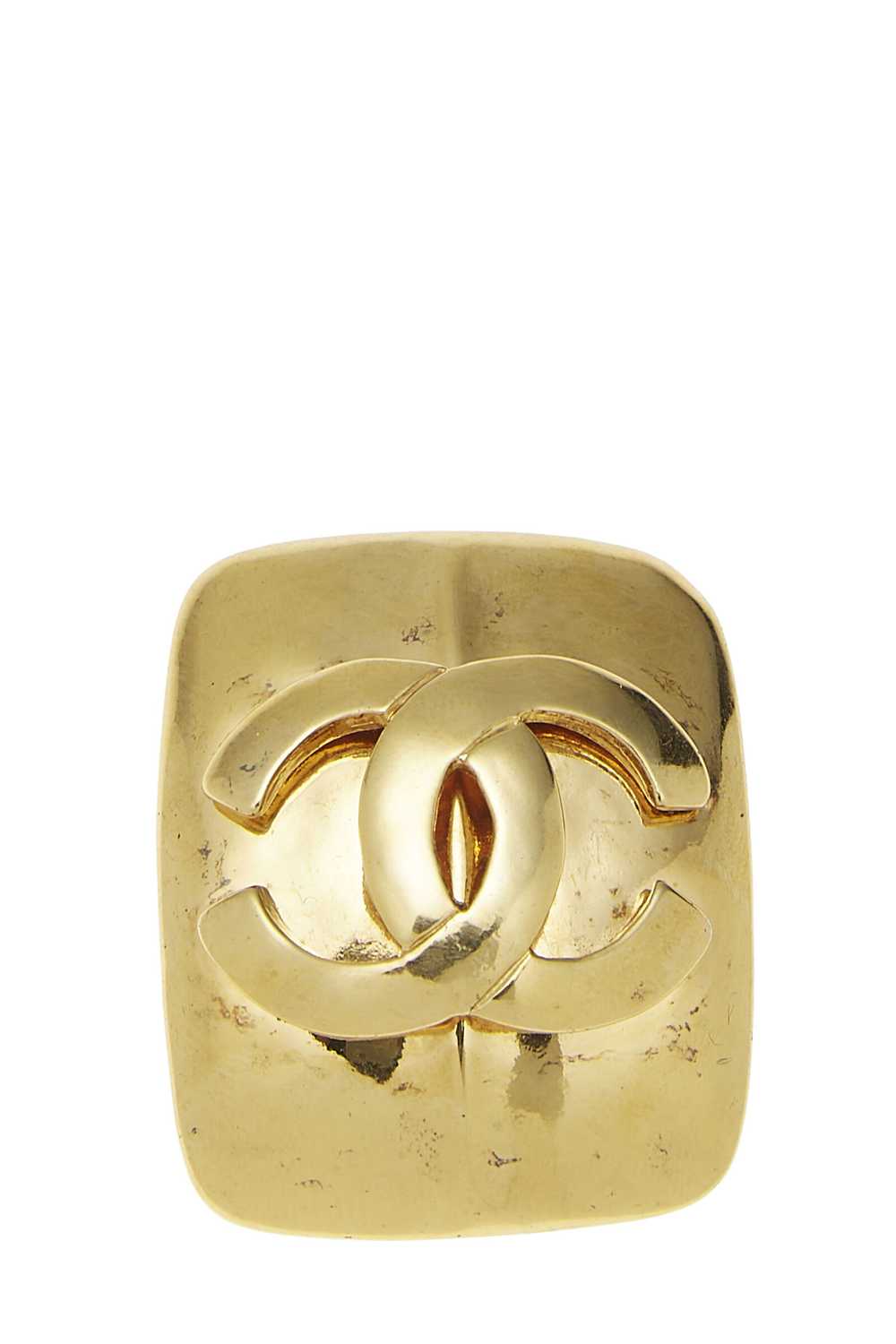 Gold 'CC' Pin - image 1