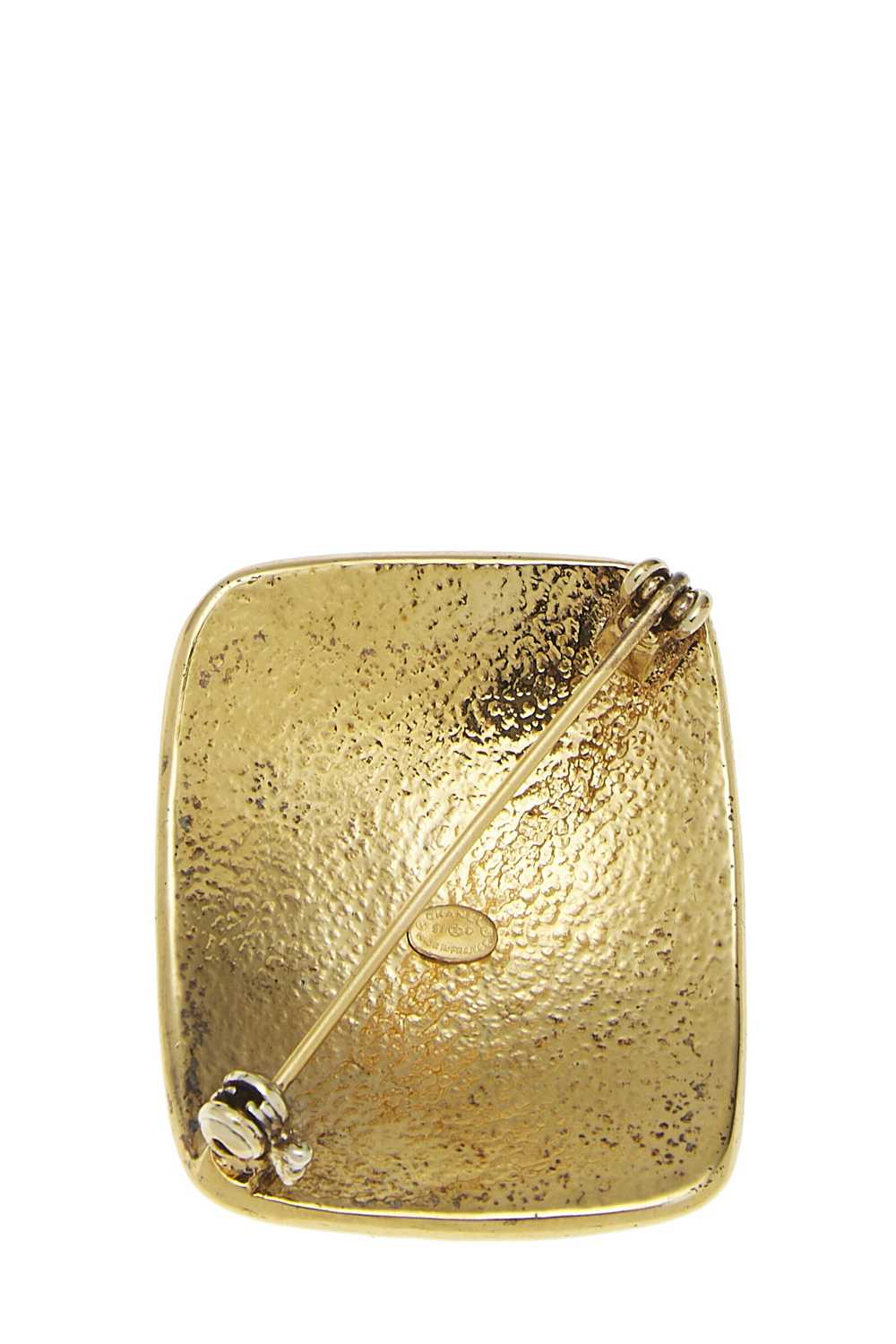 Gold 'CC' Pin - image 2