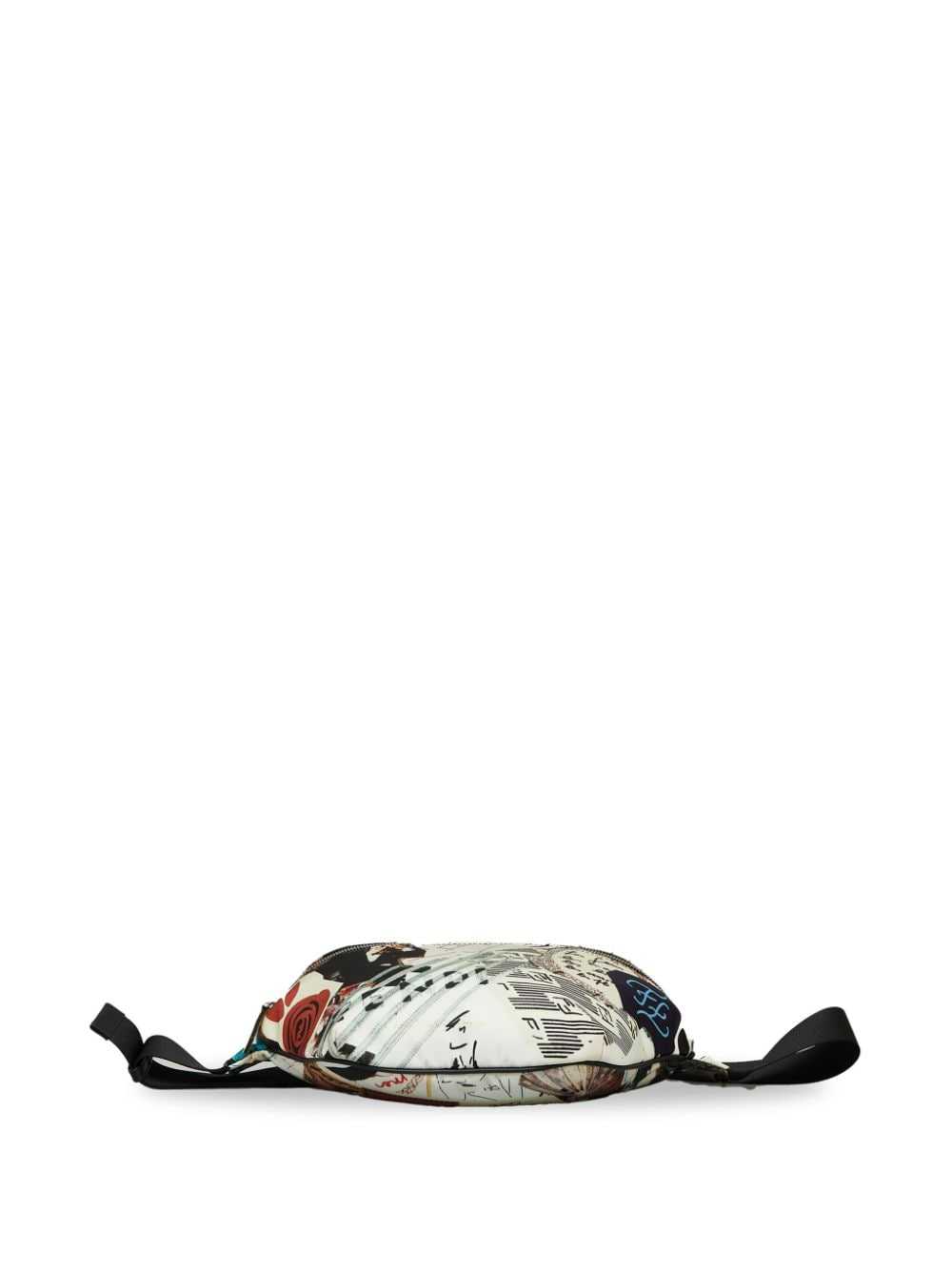 Fendi Pre-Owned 2010-2023 x Karl Kollage belt bag… - image 4