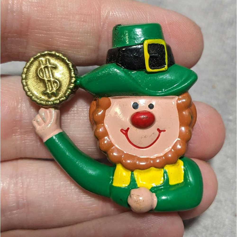 Other Vintage Lucky Leprechaun Brooch - image 2