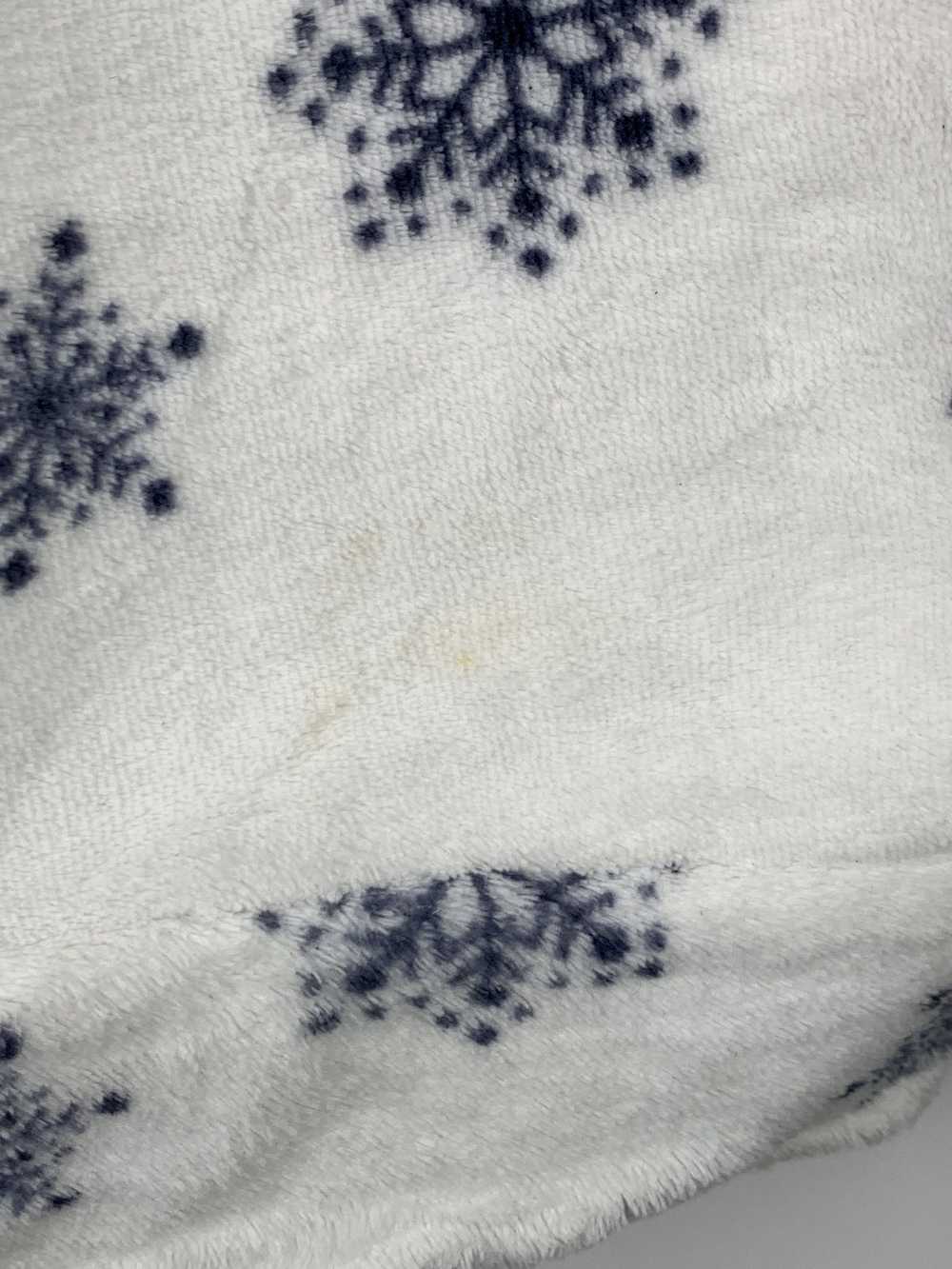 GU × Vintage GU JAPANESE BRAND Snowflake Sweater - image 8