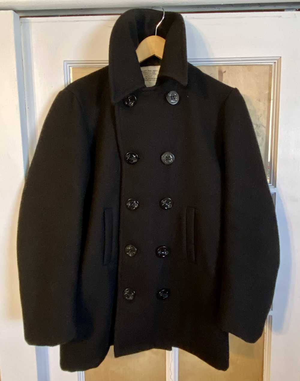 Vintage Vintage 100% wool Navy Pea Coat. Size 32 … - image 3