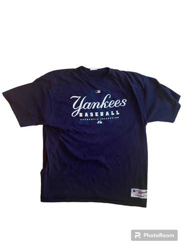 Majestic 2005 Vintage Majestic New York Yankees Sh