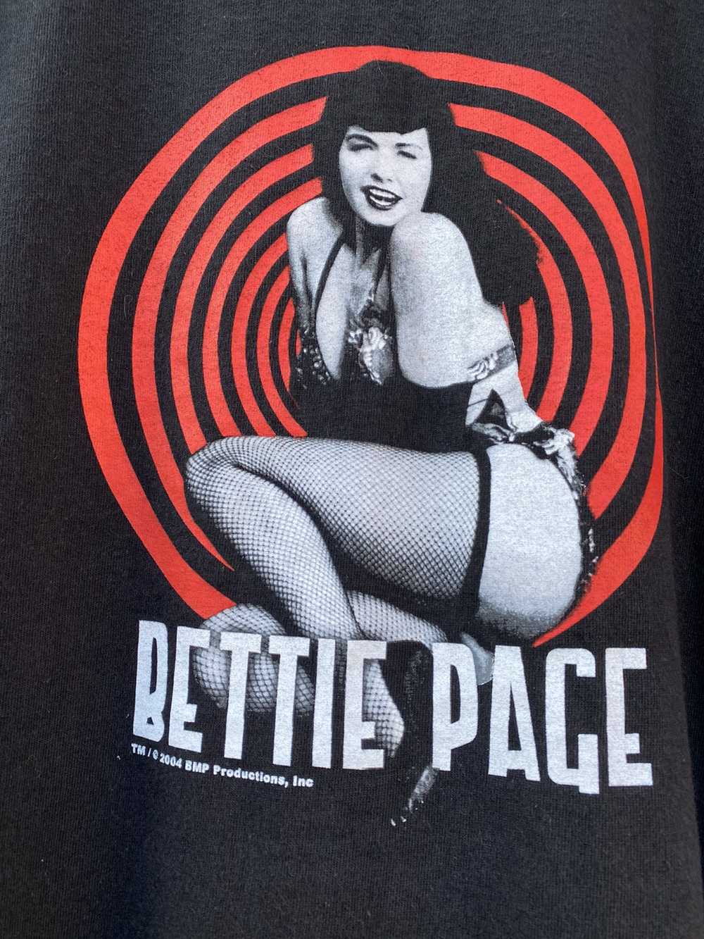 Streetwear × Vintage Bettie Page Vintage t shirt … - image 3
