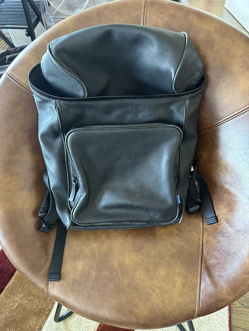 Uri Minkoff URI Minkoff black leather backpack - image 7