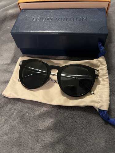 The Bright Side of the Cold Weather Giveaway!! | Sunglasses, Ray ban  sunglasses outlet, Stylish eve