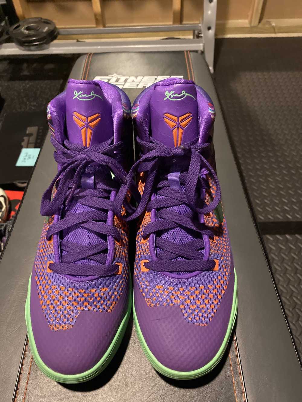 Kobe Mentality Kobe 9 elite purple venom - image 3