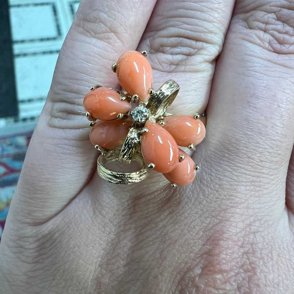 Vintage 14k Yellow Gold Coral & Diamond Ring - image 6