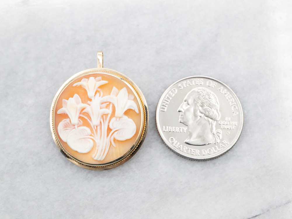 Yellow Gold Flower Cameo Brooch or Pendant - image 2