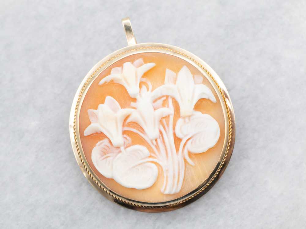 Yellow Gold Flower Cameo Brooch or Pendant - image 3