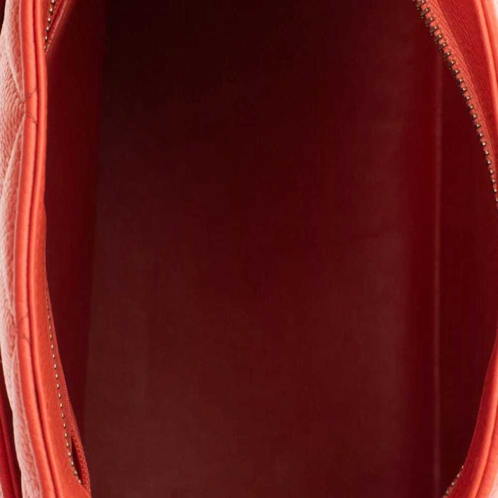 Chanel Médaillon leather handbag - image 7