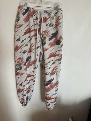 Undefeated Men’s Grey orders Camo 5 Strikes Sweats Sweatpants Rare VNDS