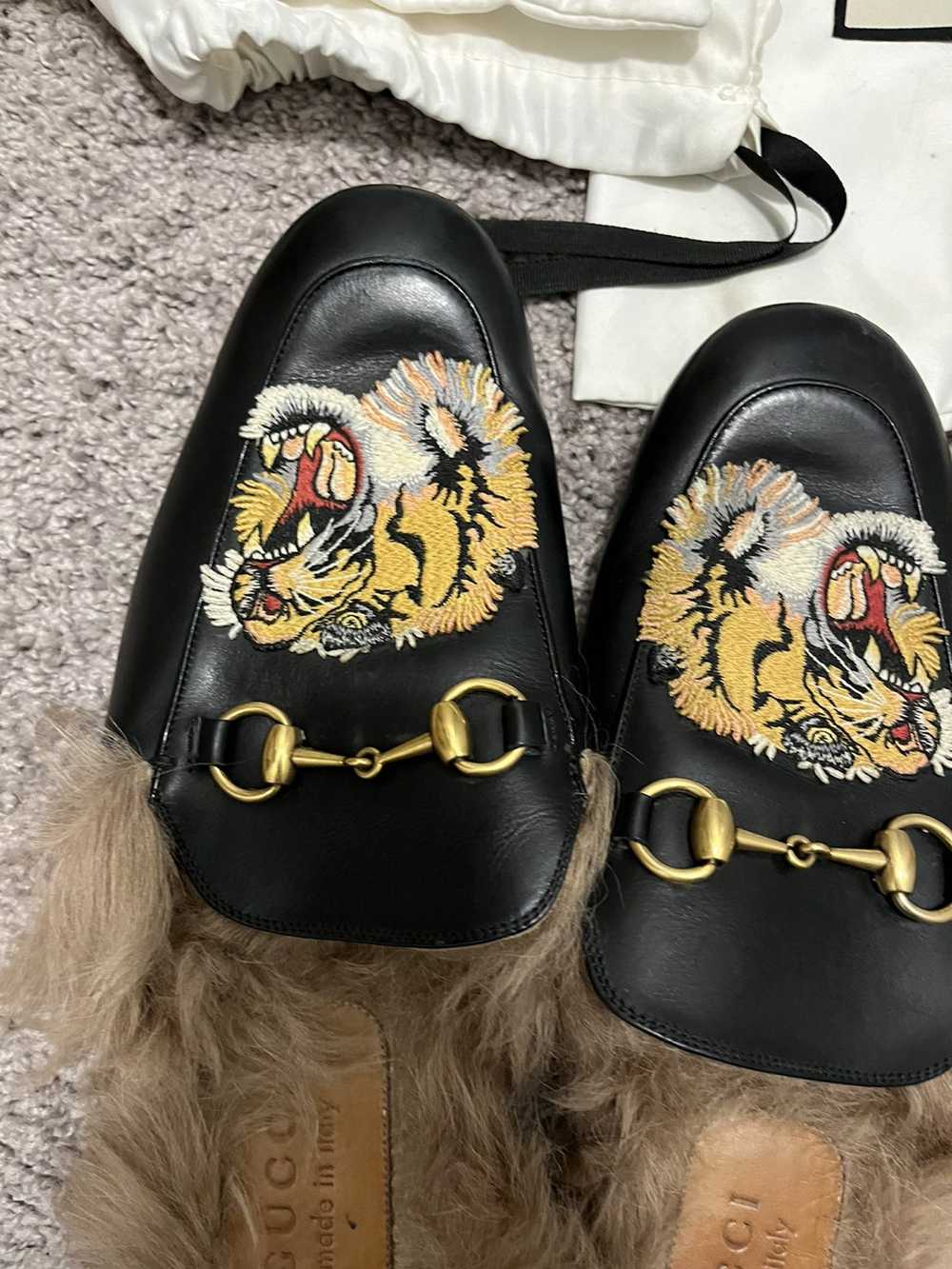 mens gucci fur loafers