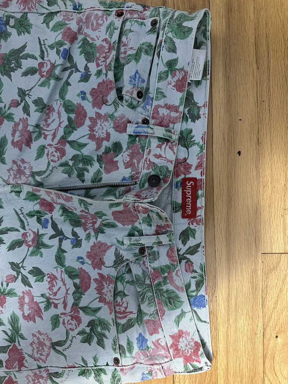 Levi's × Supreme Supreme x Levi’s 505 Floral Rose… - image 3