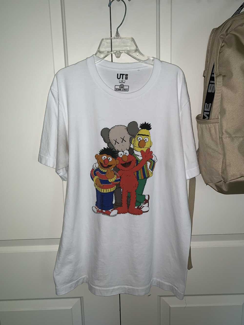 Kaws × Uniqlo KAWS X SESAME STREET X UNIQLO Tee - image 1