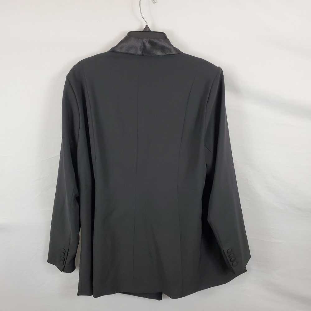 Torrid Women Black Blazer Sz 2 - image 4