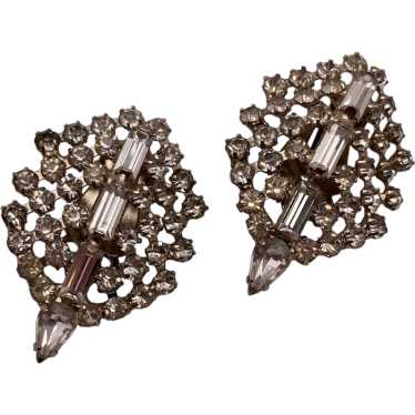 Vintage Garne Clear Rhinestone Clip On Earrings - image 1