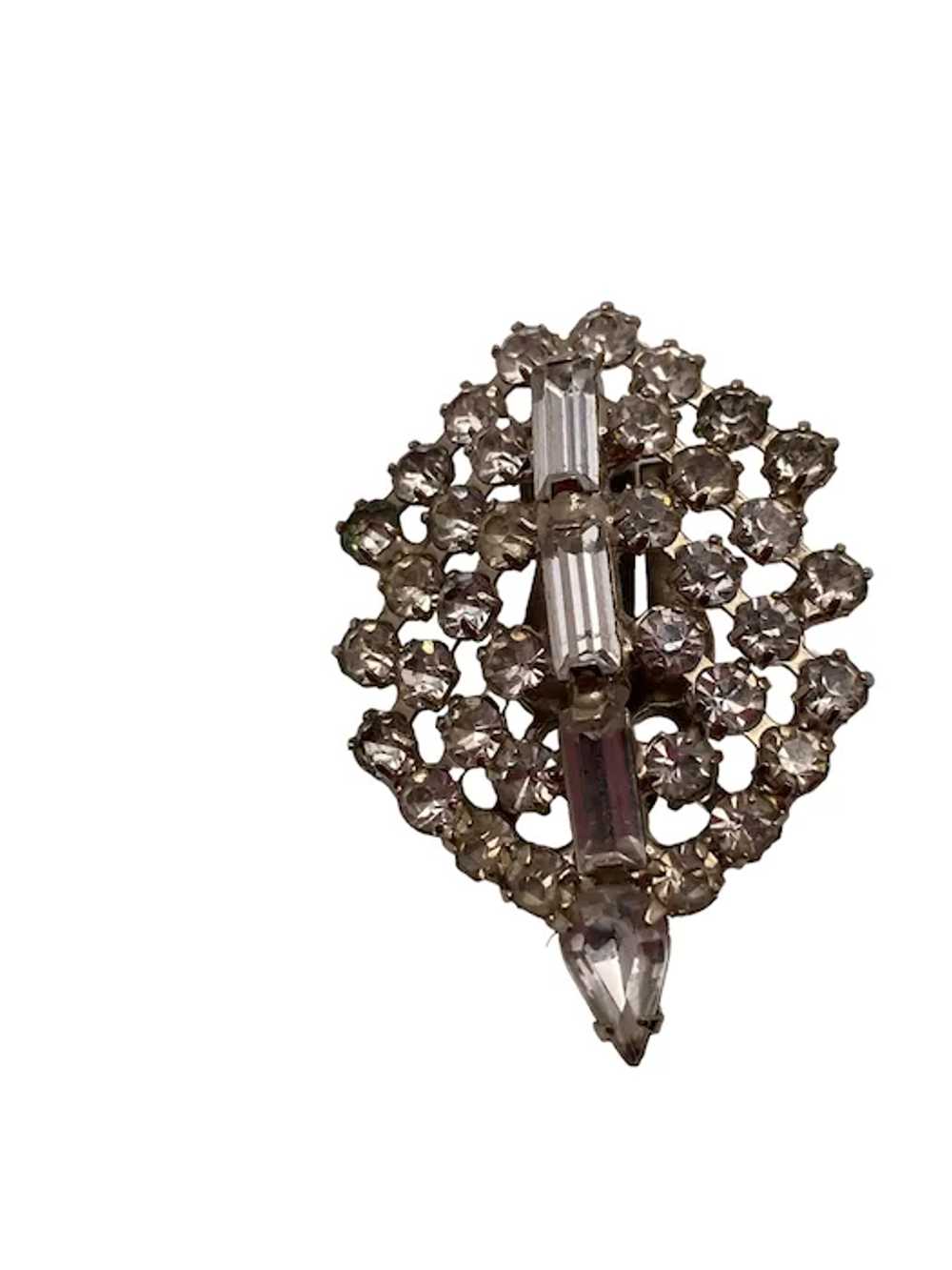 Vintage Garne Clear Rhinestone Clip On Earrings - image 5