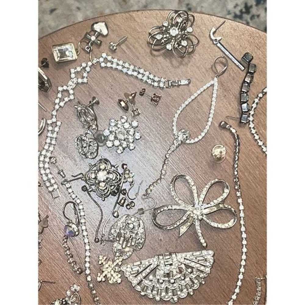 Vintage LOT of Dress Clip Rhinestones Jewelry Fas… - image 3