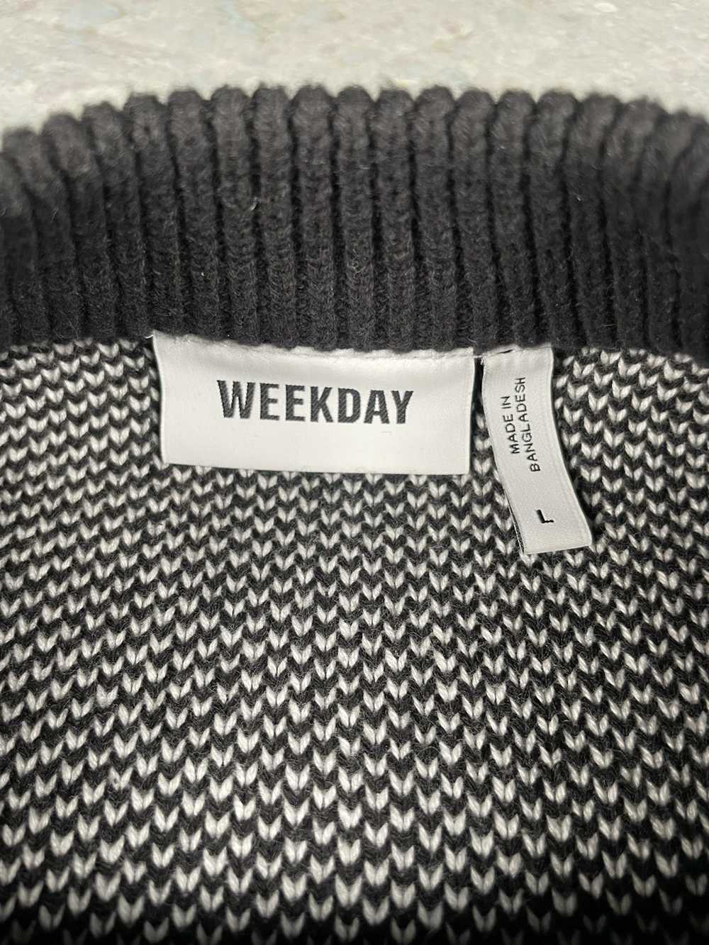 Weekday Weekday Black Jacquard graphic Sweater Ov… - image 4
