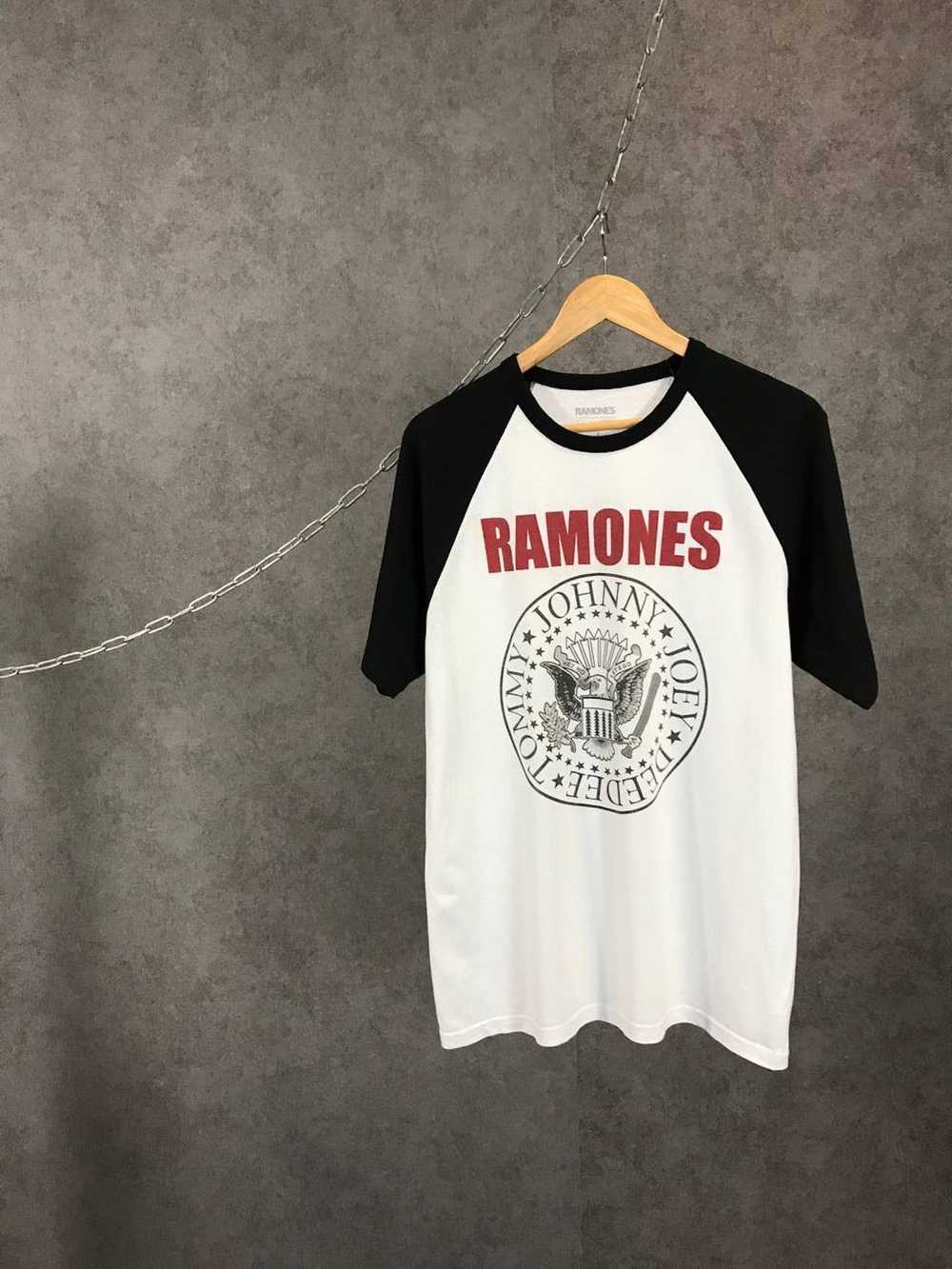 Band Tees × Rock T Shirt Ramones rock band big lo… - image 1