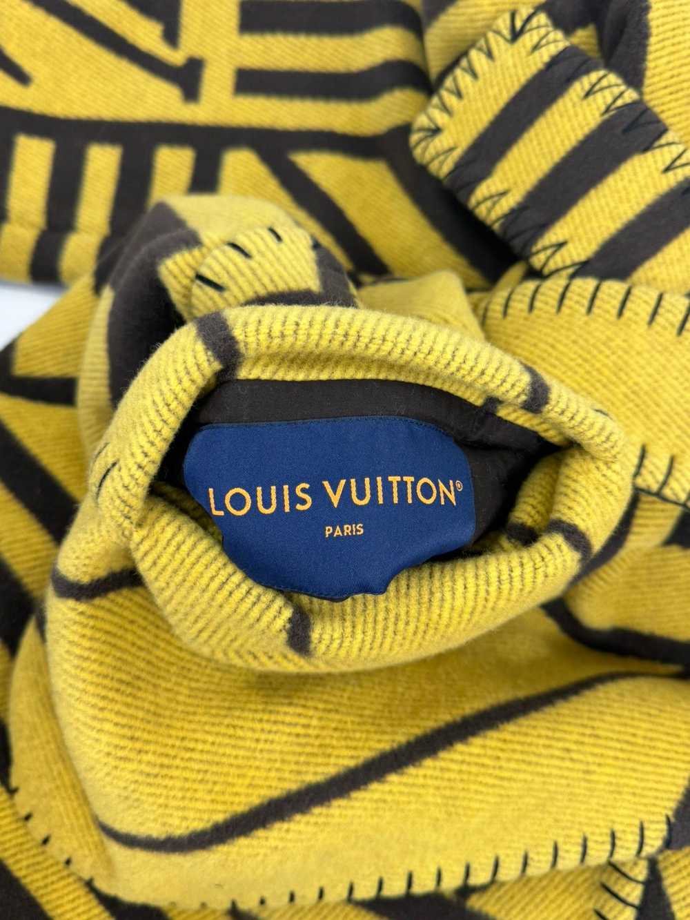 Louis Vuitton × Pharrell WOOL AND CASHMERE BLANKE… - image 7