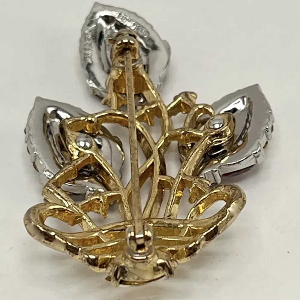 Crown Trifari 1950s Classic Flower Brooch with Re… - image 2