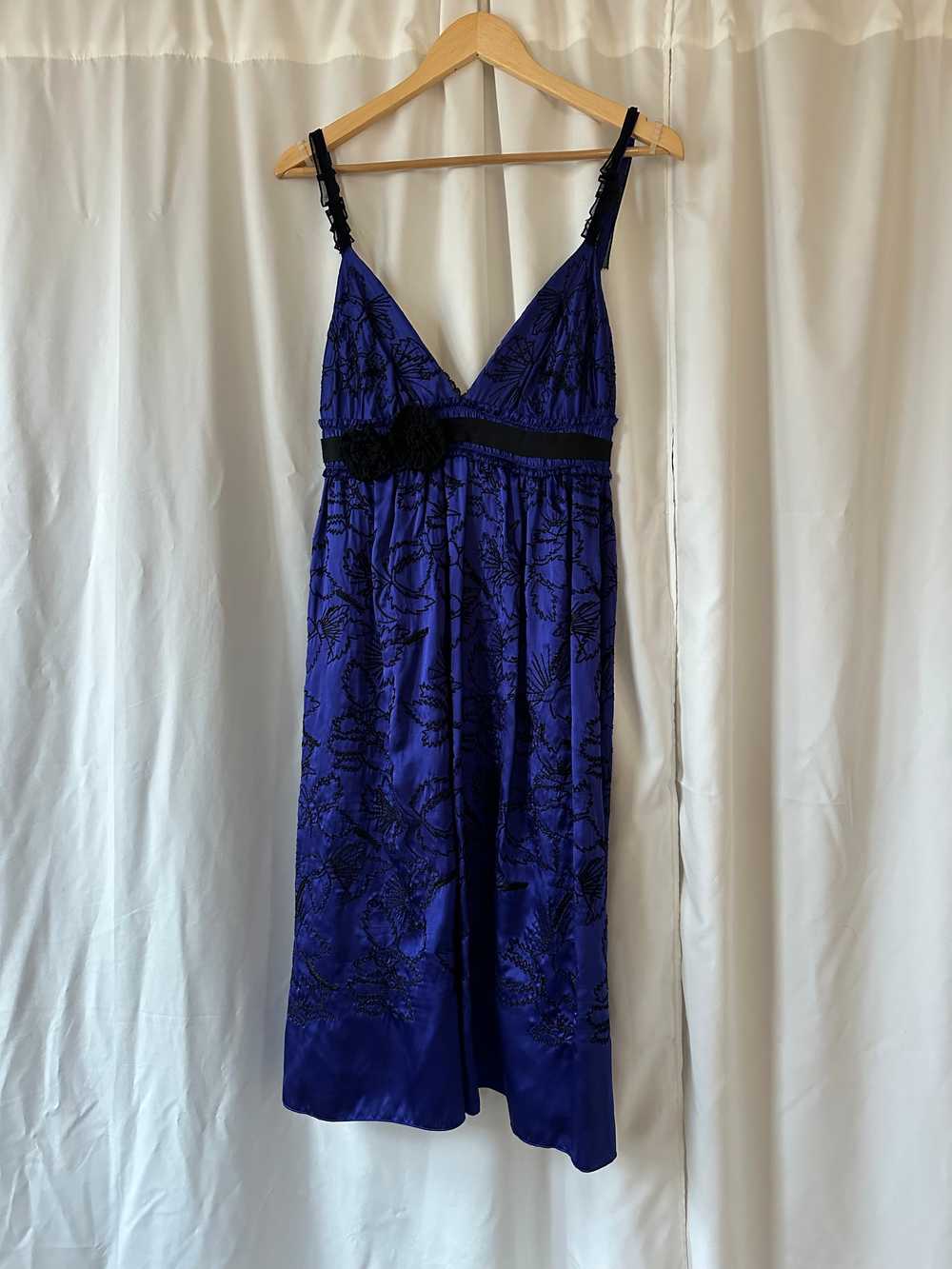 2000s Vera Wang Lavender Label Violet Silk Embroi… - image 10