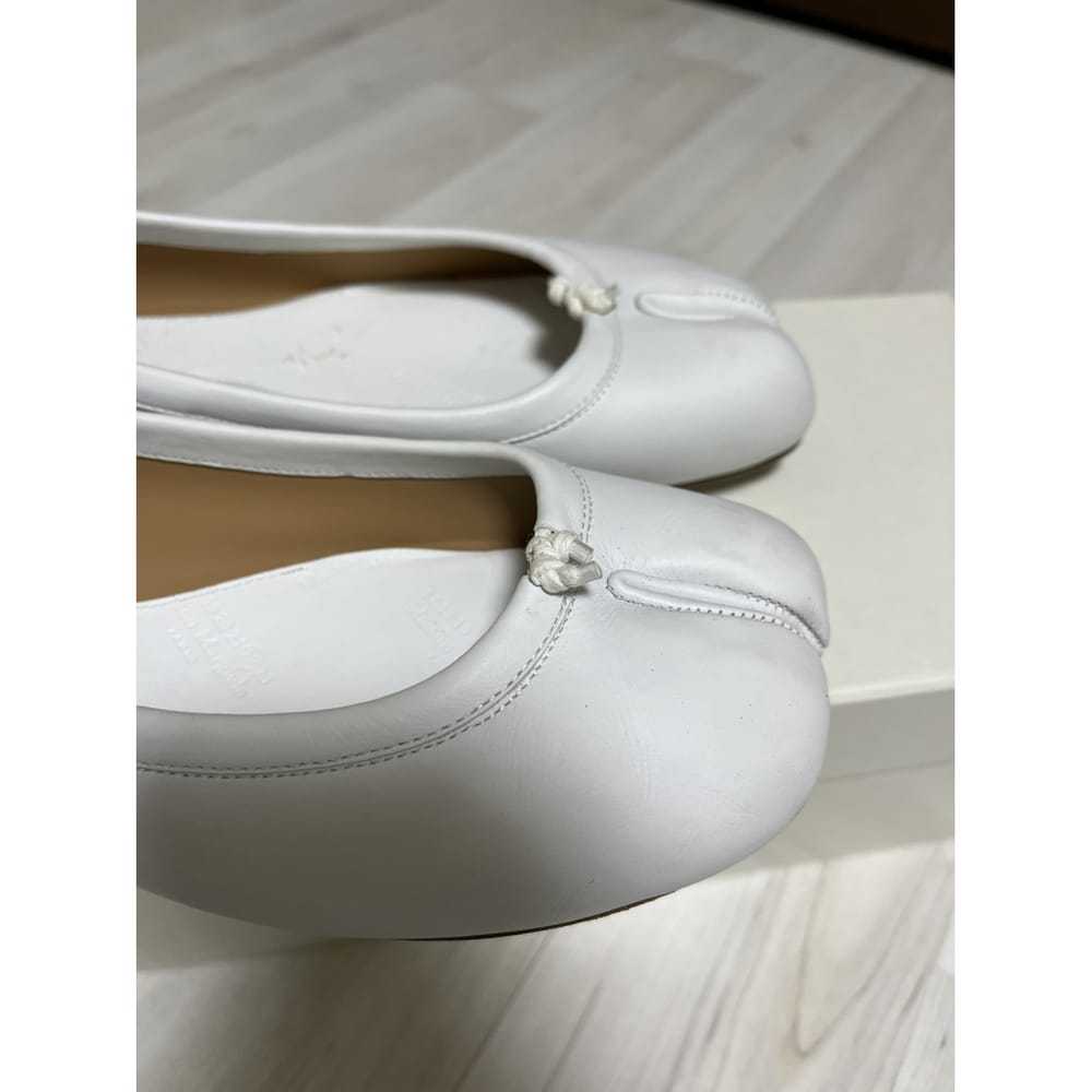 Maison Martin Margiela Tabi leather flats - image 10