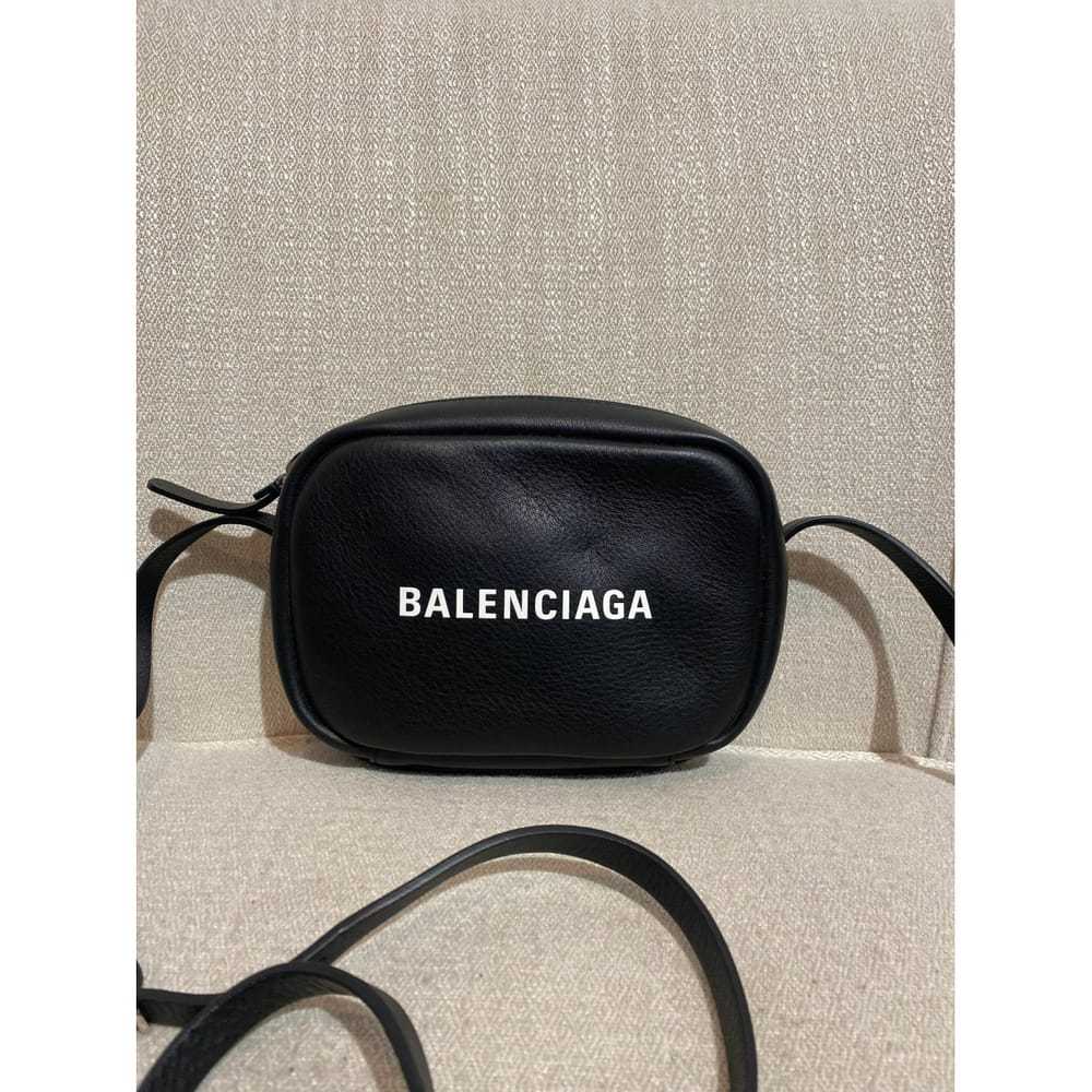 Balenciaga Everyday leather crossbody bag - image 2