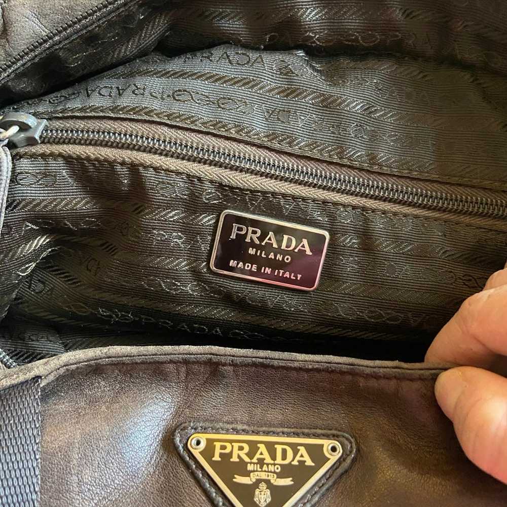 Vintage Prada bag in brown leather - image 2
