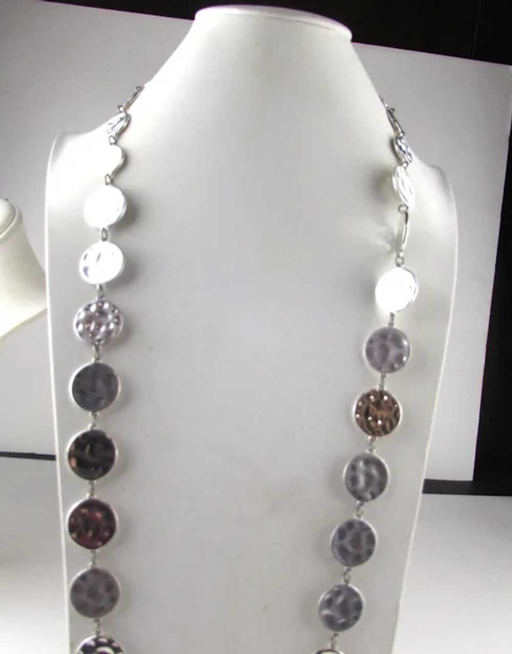 Chico Silver Tone Chain with  Textured Discs - image 6