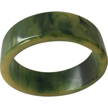 Vintage Green End Of Day Bakelite Bangle Bracelet