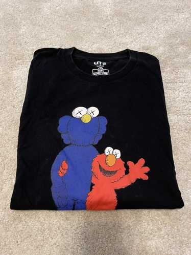 Uniqlo Kaws x Uniqlo x Sesame Street BFF Elmo Tee - image 1