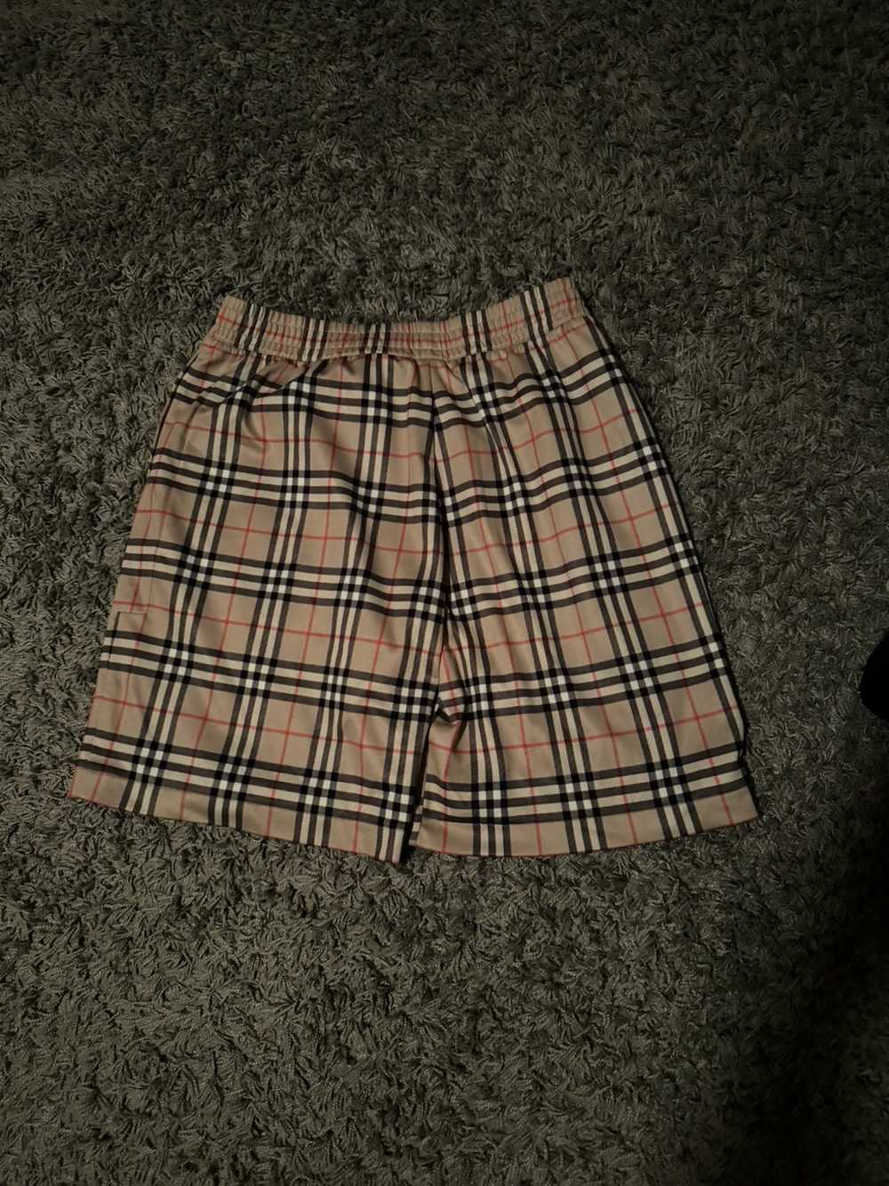 Burberry × Streetwear Burberry Checkered Shorts - image 2