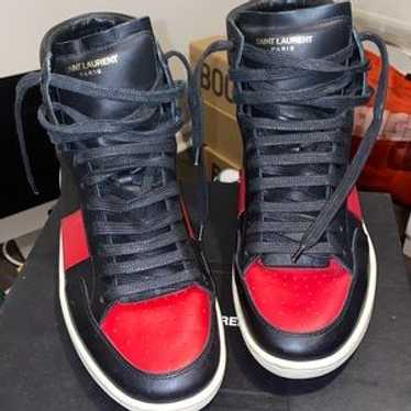 【新品未使用】大特価SAINT LAURENT レッド スエード シューズ SAINT LAURENT スエードスニーカー