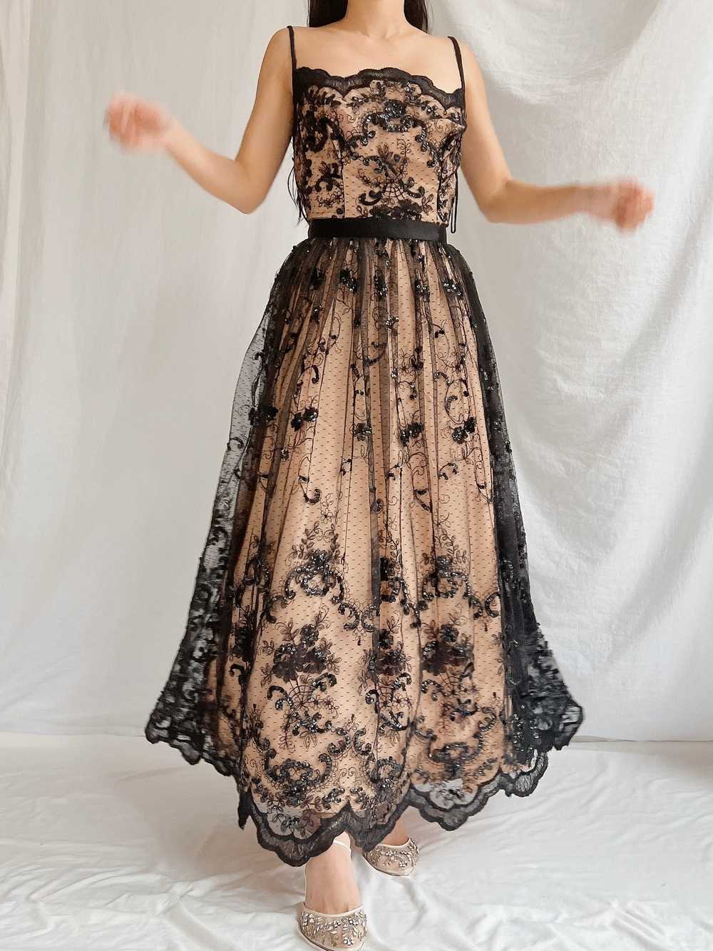 Vintage Nude and Black Lace Dress - S - image 11