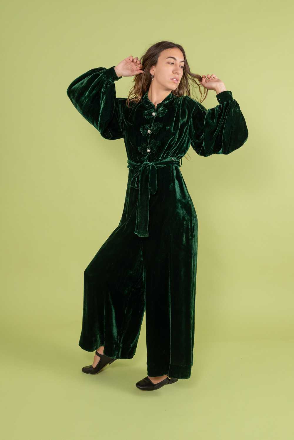 1930s Green Silk Velvet Jumpsuit [sm/med] - image 3