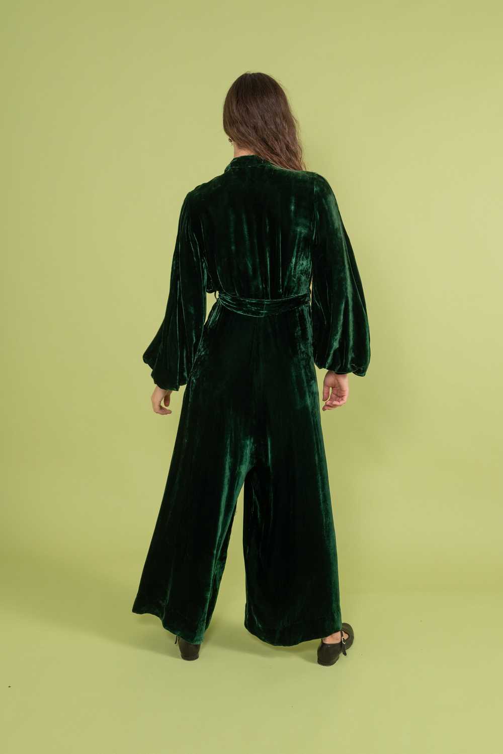 1930s Green Silk Velvet Jumpsuit [sm/med] - image 9