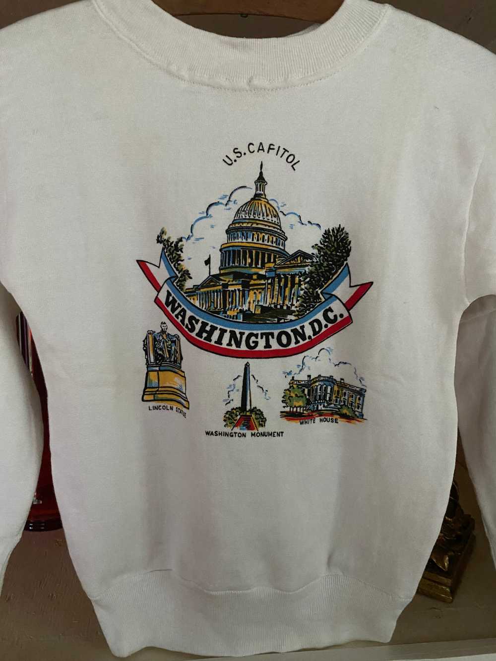 1960s Washington, D.C. Souvenir Sweatshirt - image 8