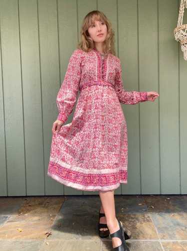 1970s Indian Cotton Paisley Block Print Dress