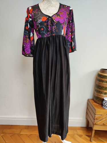 Amazing 70s maxi dress with black a pink flower p… - image 1