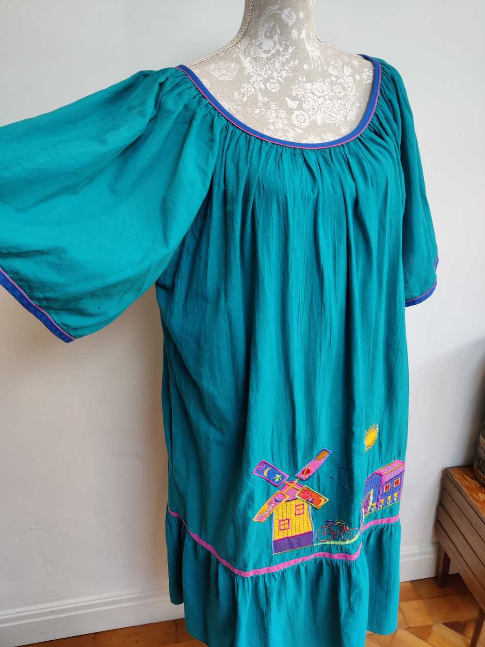Stunning 80s Appel patio dress with novelty windm… - image 6