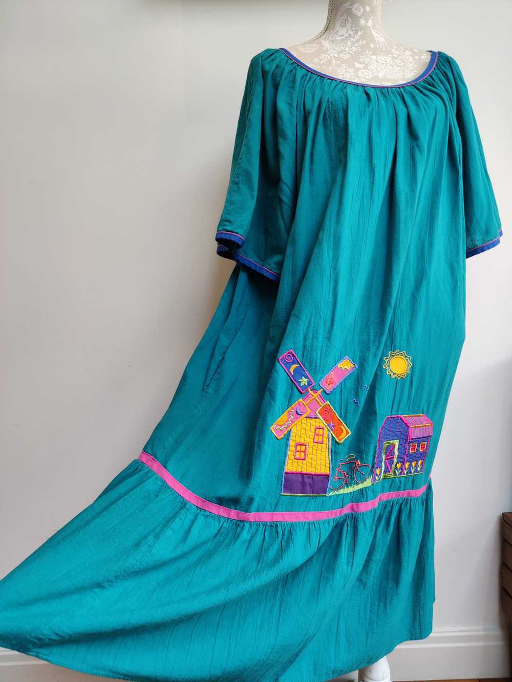 Stunning 80s Appel patio dress with novelty windm… - image 7