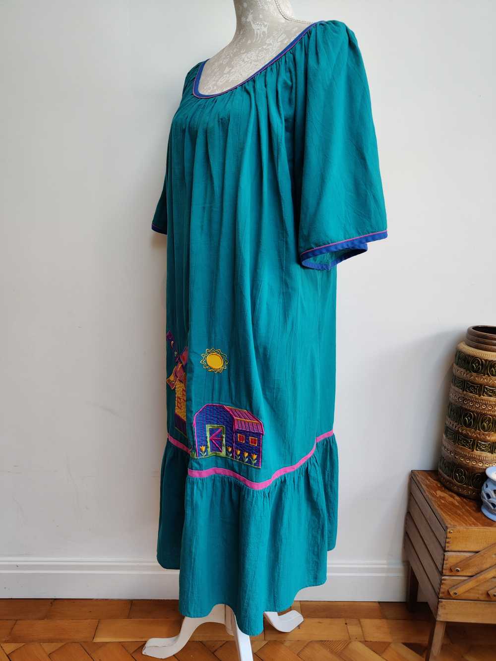 Stunning 80s Appel patio dress with novelty windm… - image 8